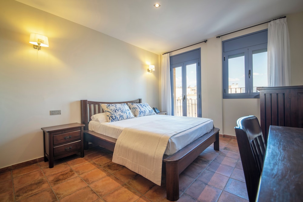 Superior Double or Twin Room, City View