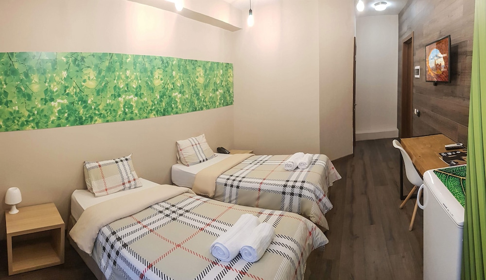 Standard Double or Twin Room photo 3