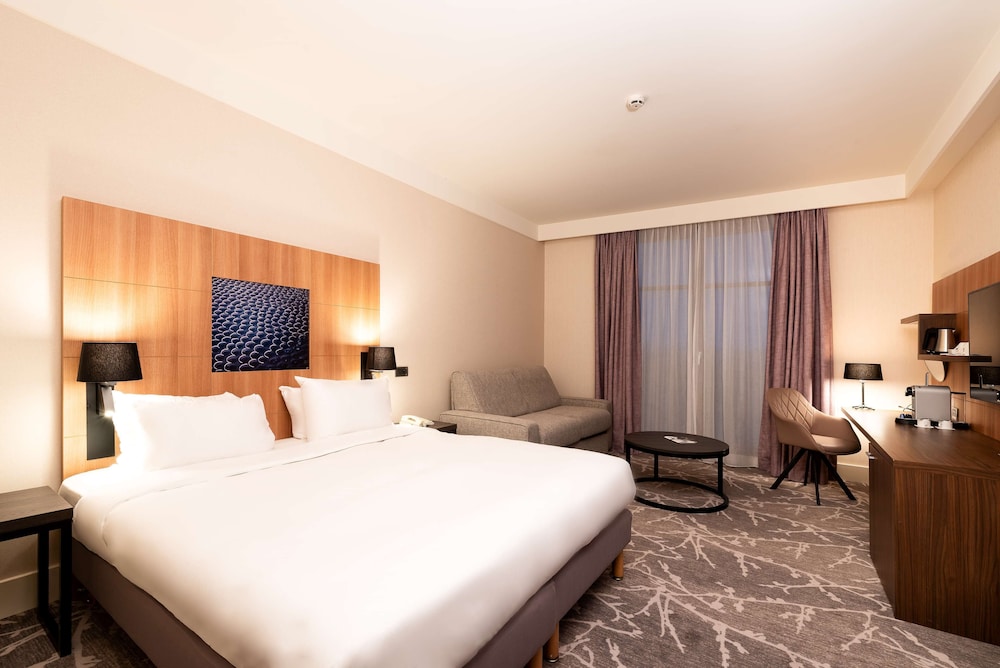 Premium Room, Golf View - Photo 5