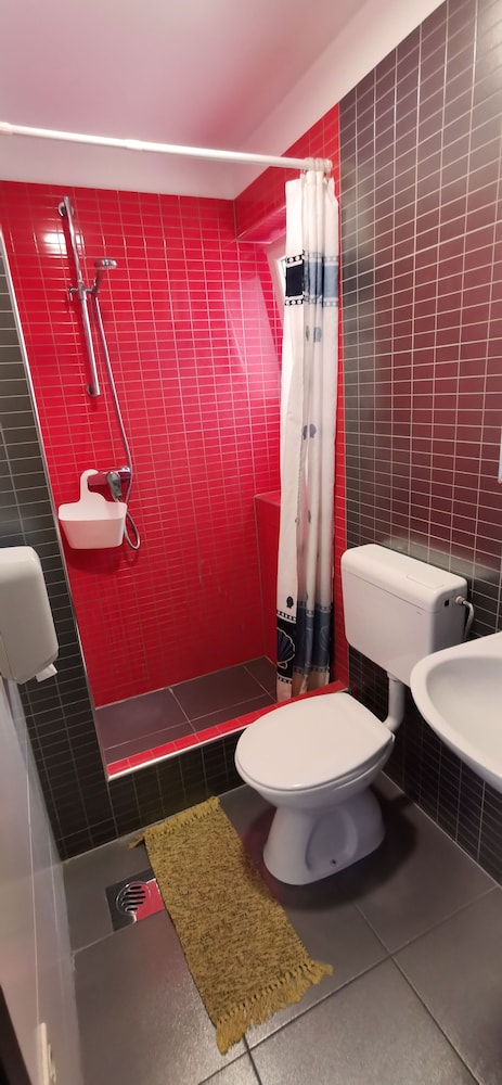Apartment, 1 Bedroom, Non Smoking, Private Bathroom - Photo 13
