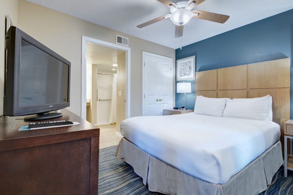 Condo, 2 Bedrooms