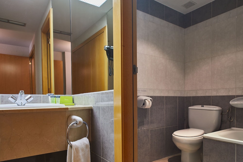 Double Room Single Use Double Room Single Use