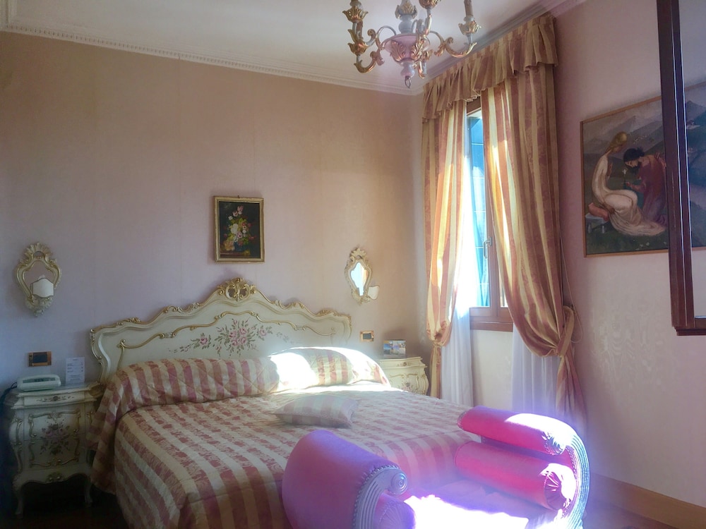 Comfort Double Room - Photo 1