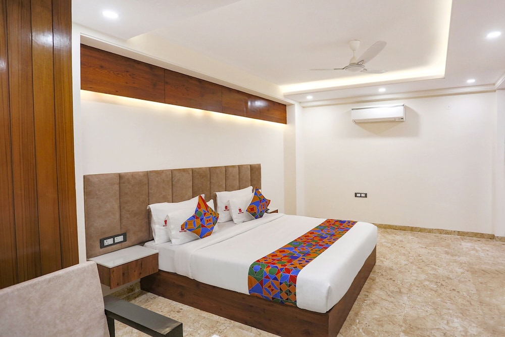 Deluxe Room - Photo 3