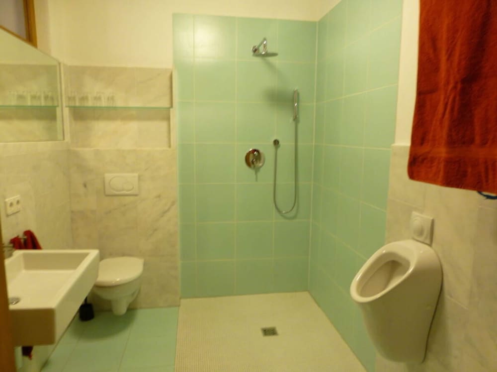 Apartment photo 3