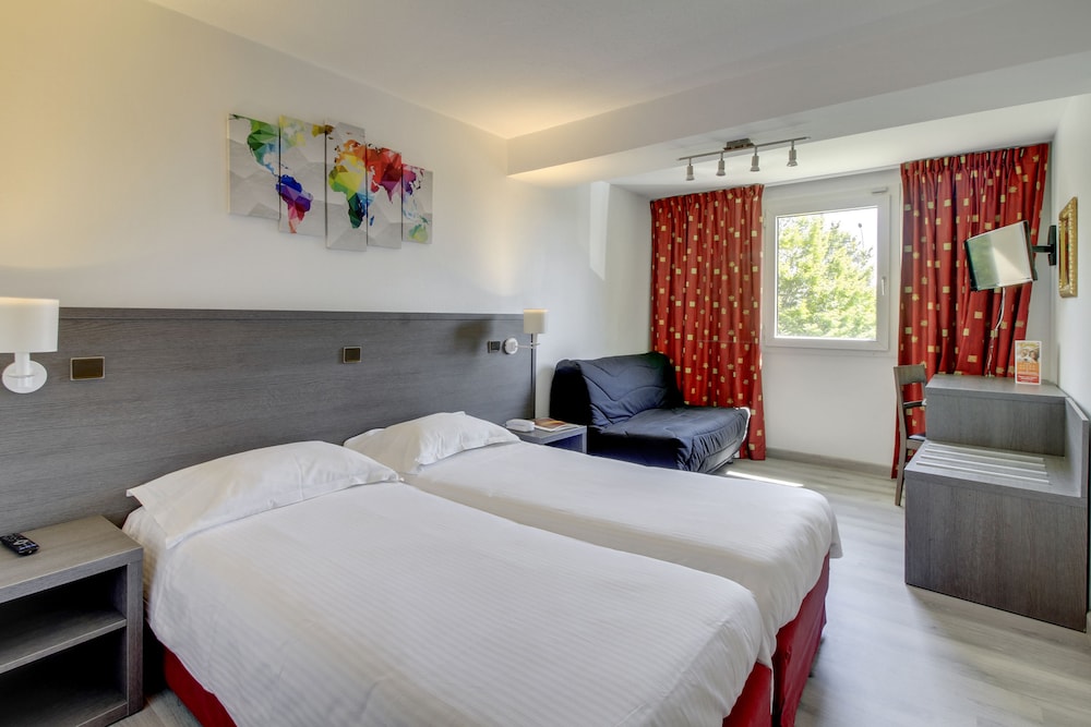 Standard Quadruple Room photo 2