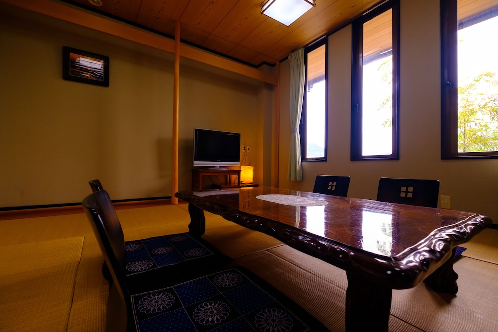 Omoto Room Japanese Style with Shared Bath, Non Smoking