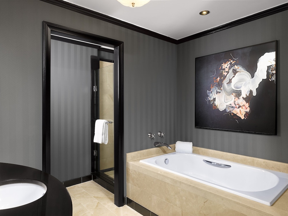 Classic Room, 2 Queen Beds, Accessible, Non Smoking (Communications) - Photo 7