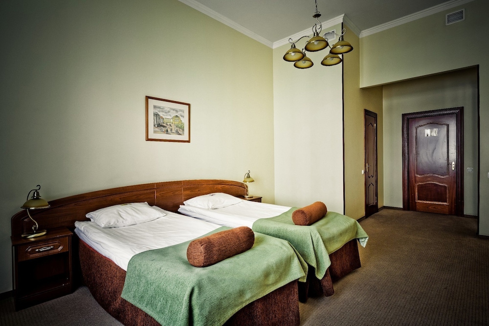 Standard Double or Twin Room photo 2