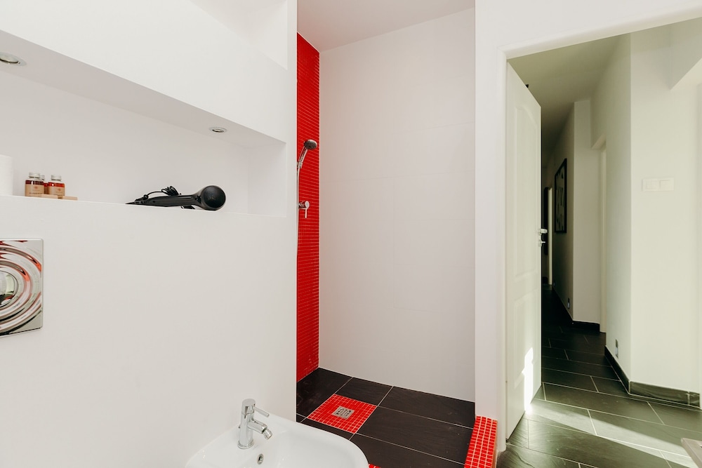 Apartment - Photo 16