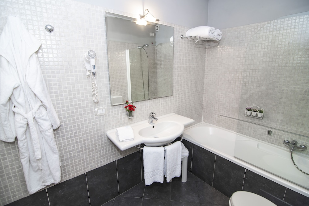Comfort Double Room, Pool View - Photo 8