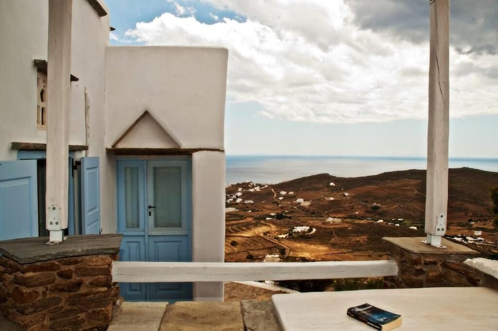 Double Room (Syros) photo 3