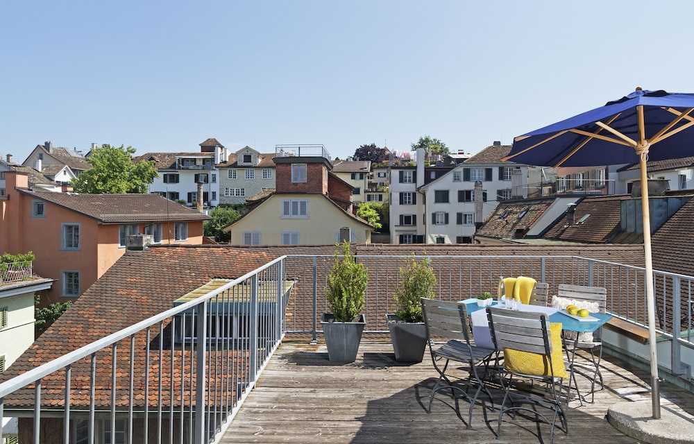 Standard Apartment thumbnail 6