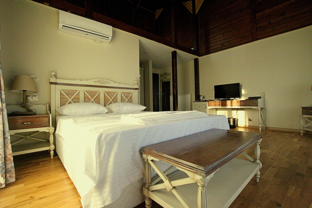Junior Suite, Garden View