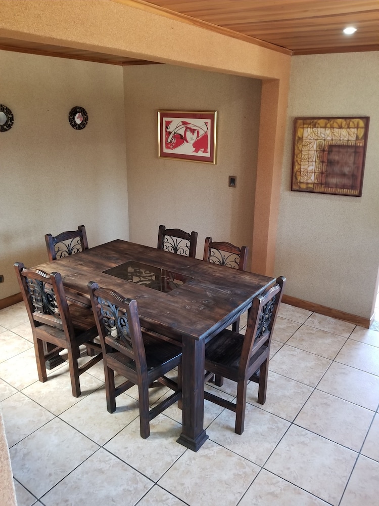 Deluxe Villa, 1 Double Bed, Private Bathroom, Mountainside photo 3