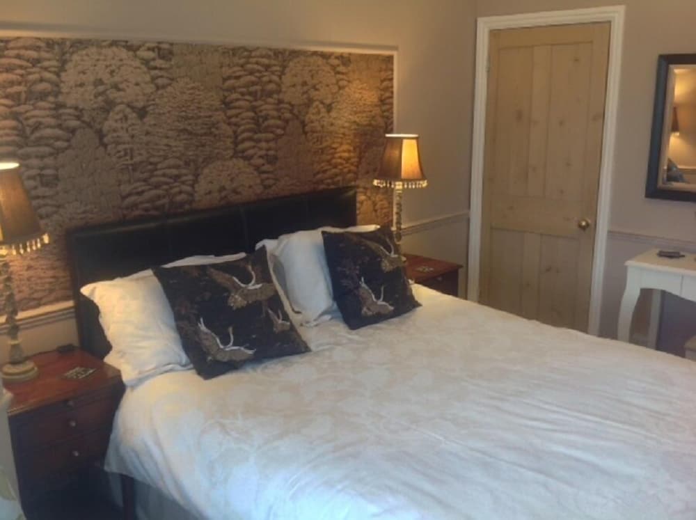 Luxury Double Room (Beacon)
