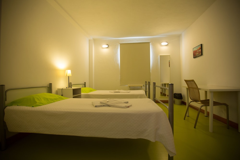 Double Room, Shared Bathroom photo 1