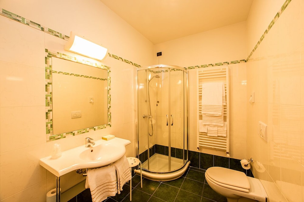 Triple Room - Photo 4