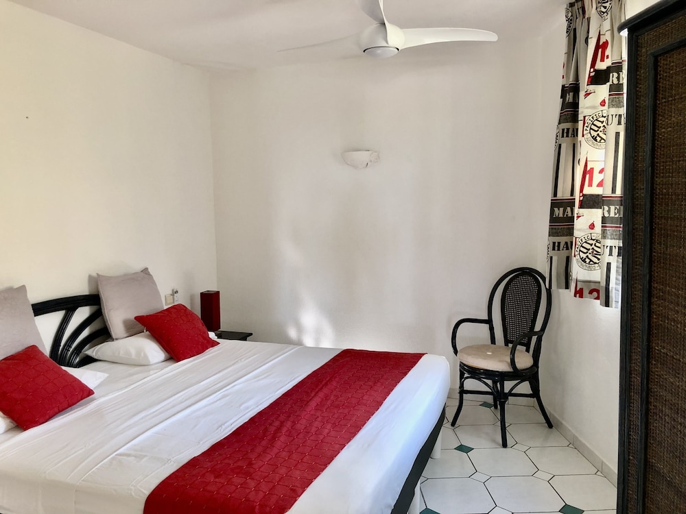 Traditional Apartment, 1 Bedroom, Terrace, Pool View photo 2