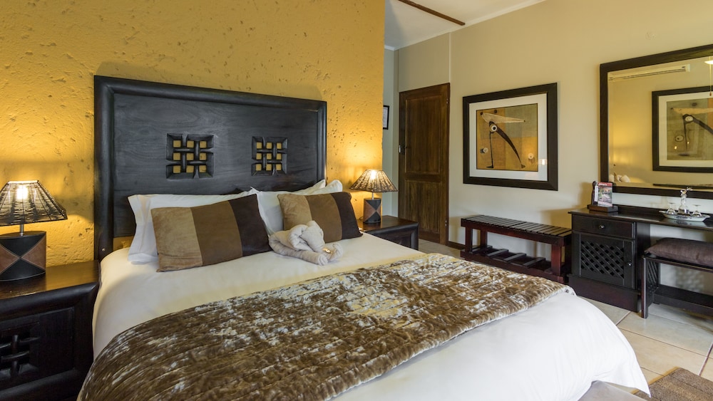 Family Room, 1 Double Bed with Sofa bed, Private Bathroom, Garden View photo 1