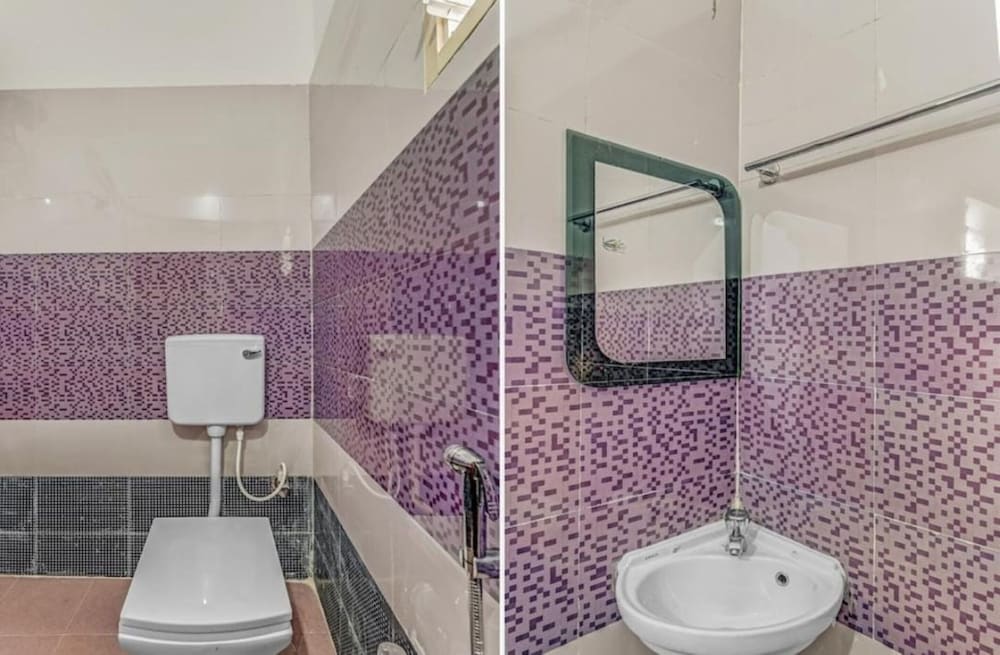 Classic Triple Room, City View photo 2