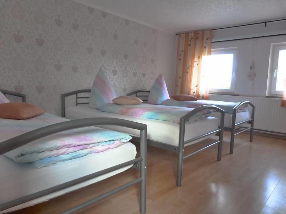 Classic Apartment, Multiple Beds photo 3