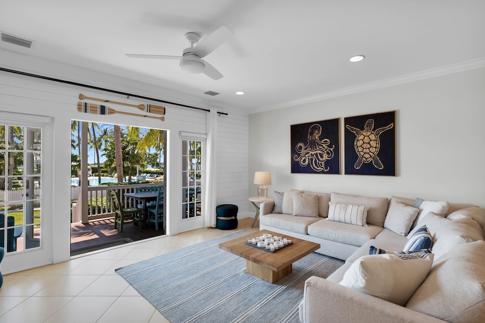 Townhome, 3 Bedrooms photo 1