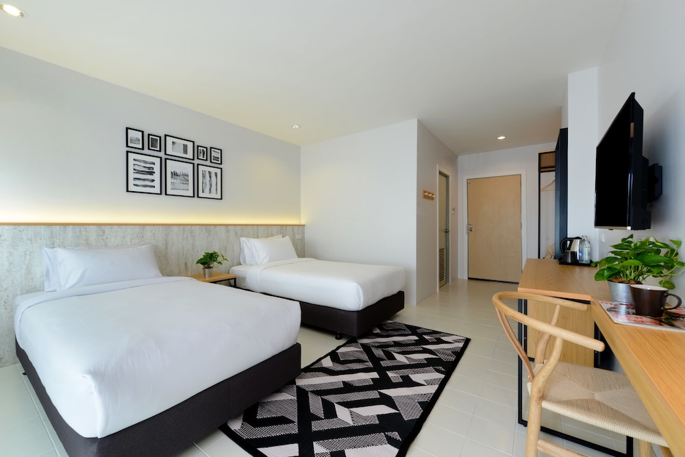 Deluxe Twin Room, Sea View photo 2