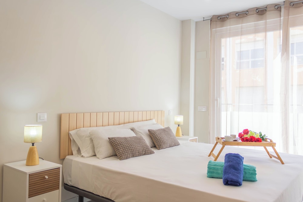 Comfort Studio Suite, Balcony, City View