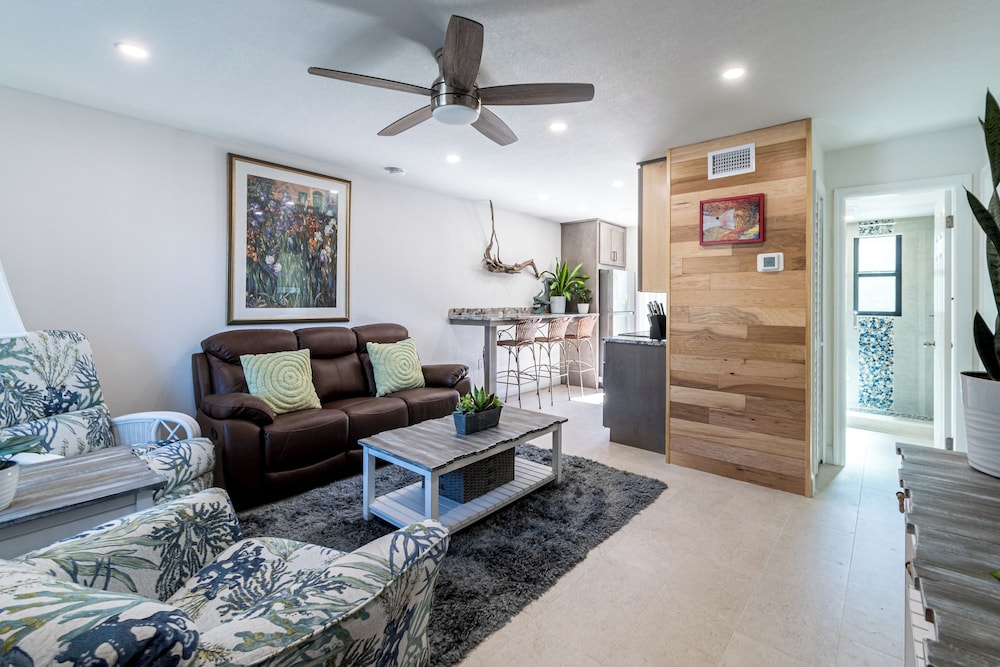 Apartment, Patio