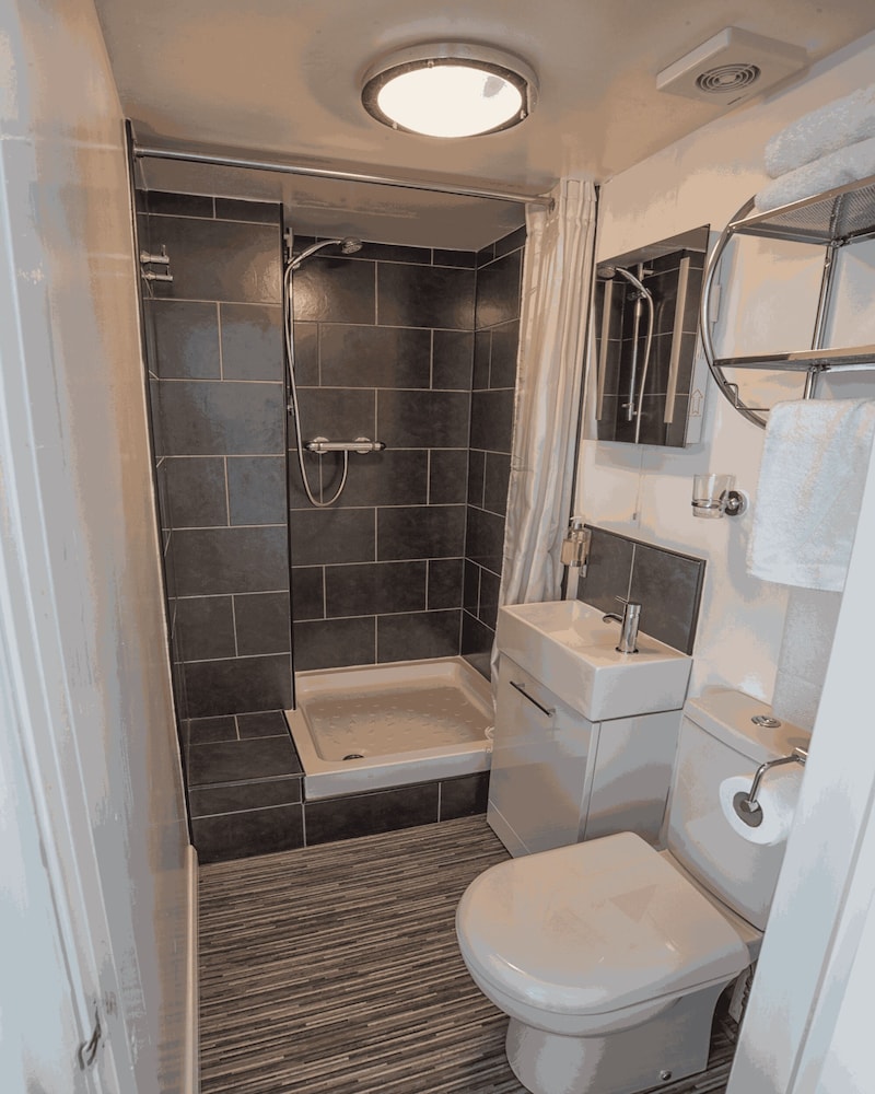 Double Room, Ensuite, Sea View photo 3