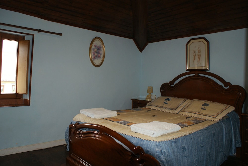 Double or Twin Room, Private Bathroom - Photo 5