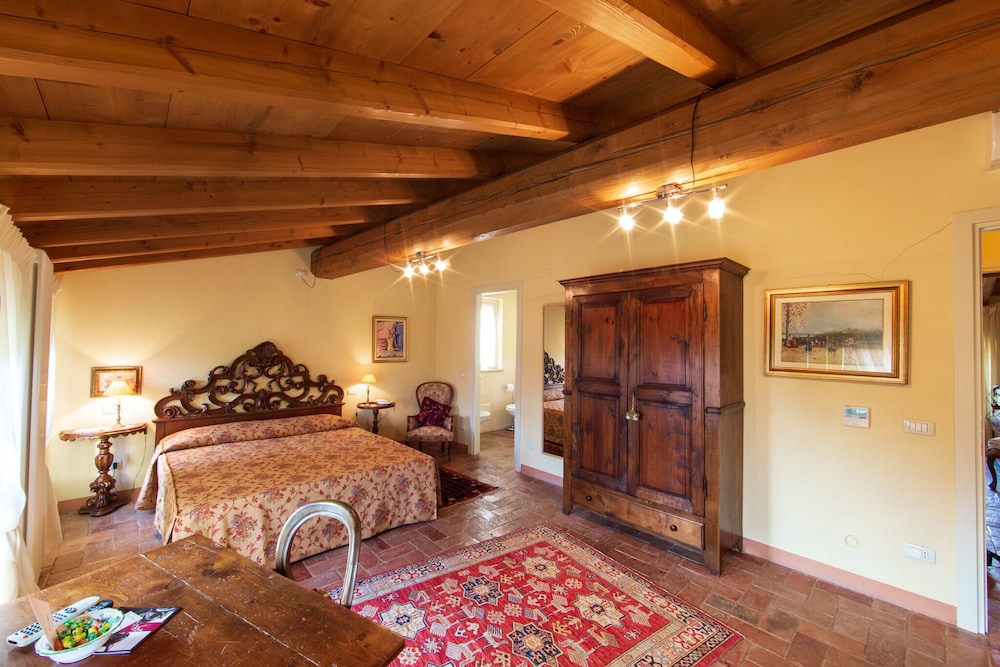 Deluxe Studio, 1 Bedroom, Kitchen