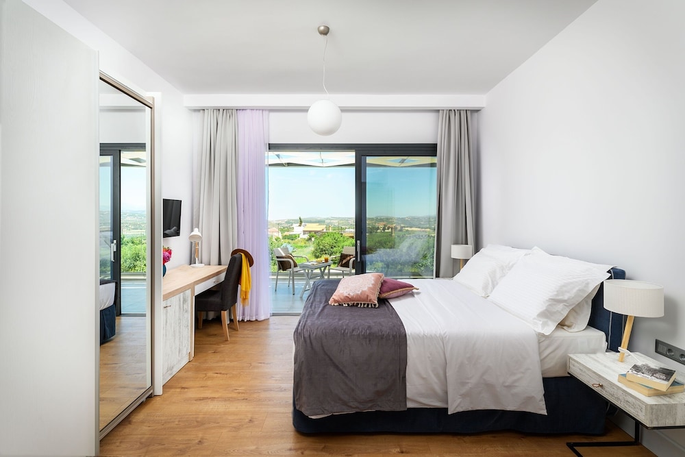 Deluxe Villa, Multiple Beds, Non Smoking, Private Pool (Villa Harmony w Pool, Gym, Spa, Sauna)