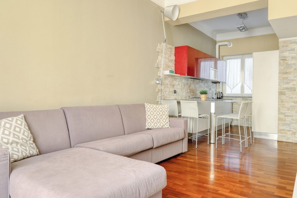 Standard Apartment, Balcony