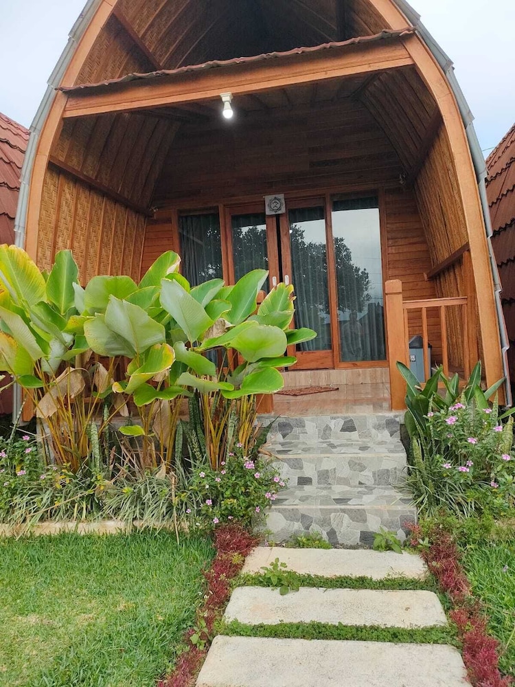 Deluxe Double Room, Pool View