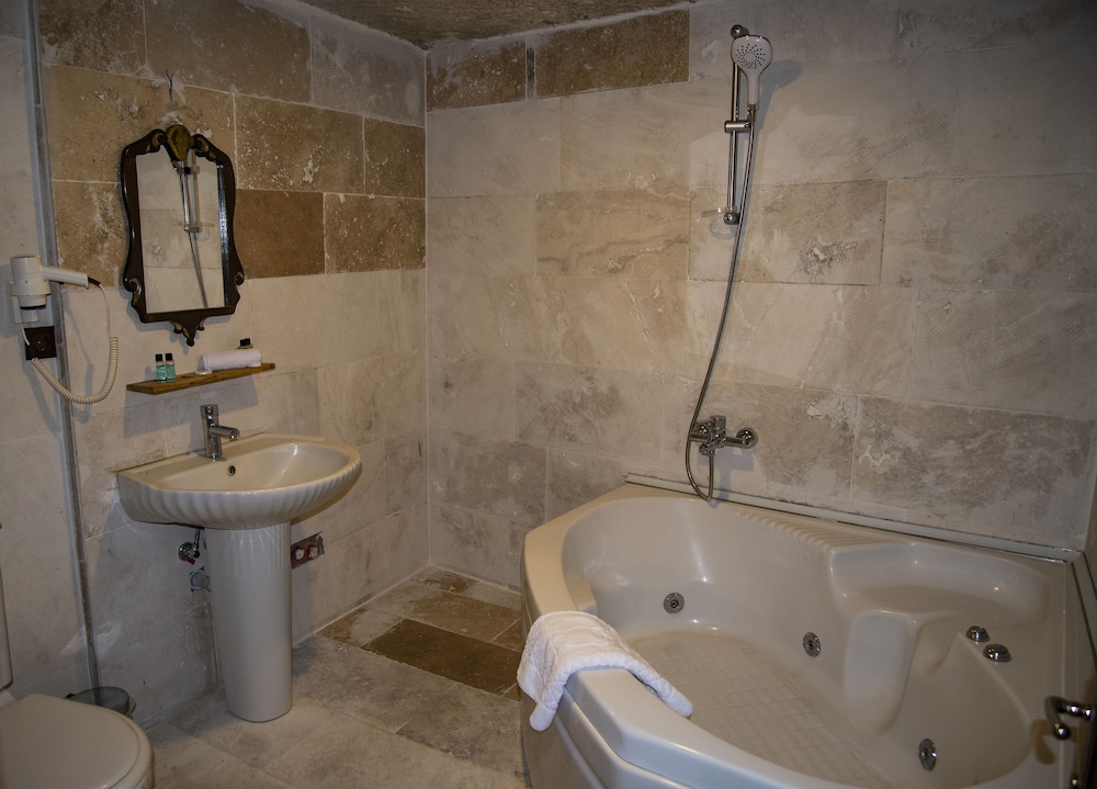 Junior Cave Suite Room photo 2