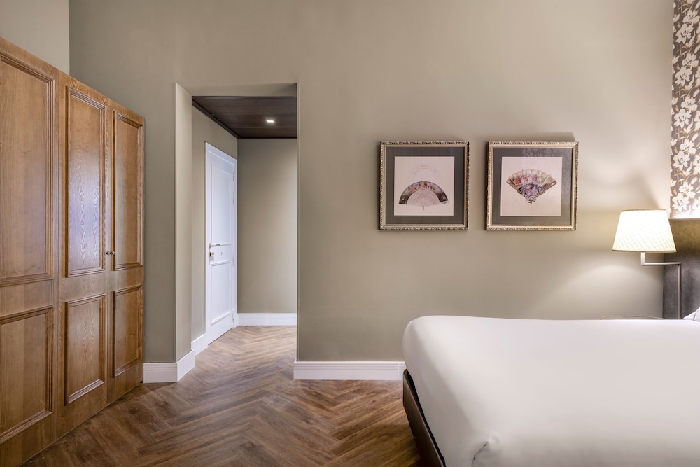 Premium Room, 1 Queen Bed