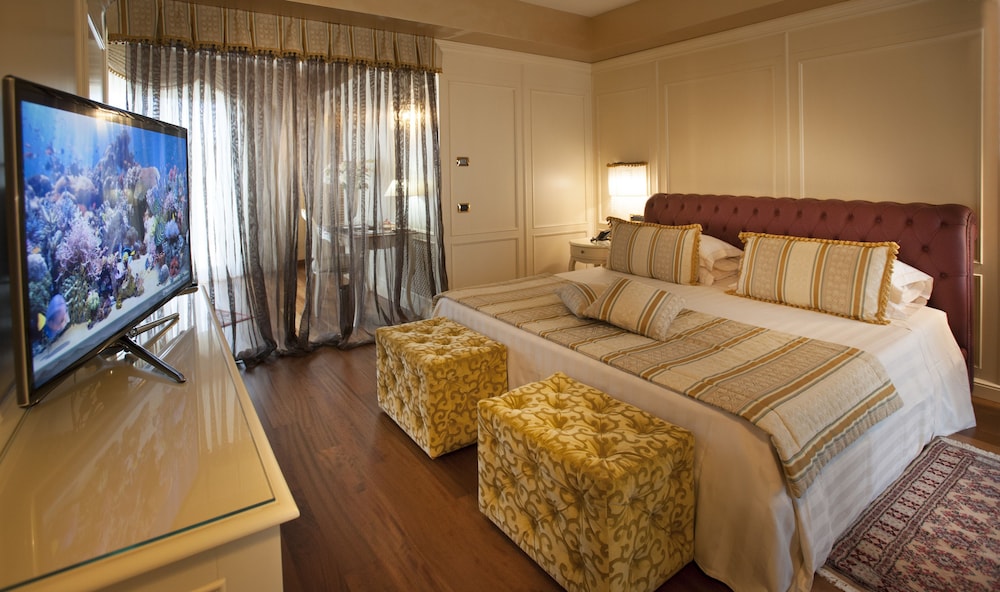 Presidential Suite, Terrace photo 3