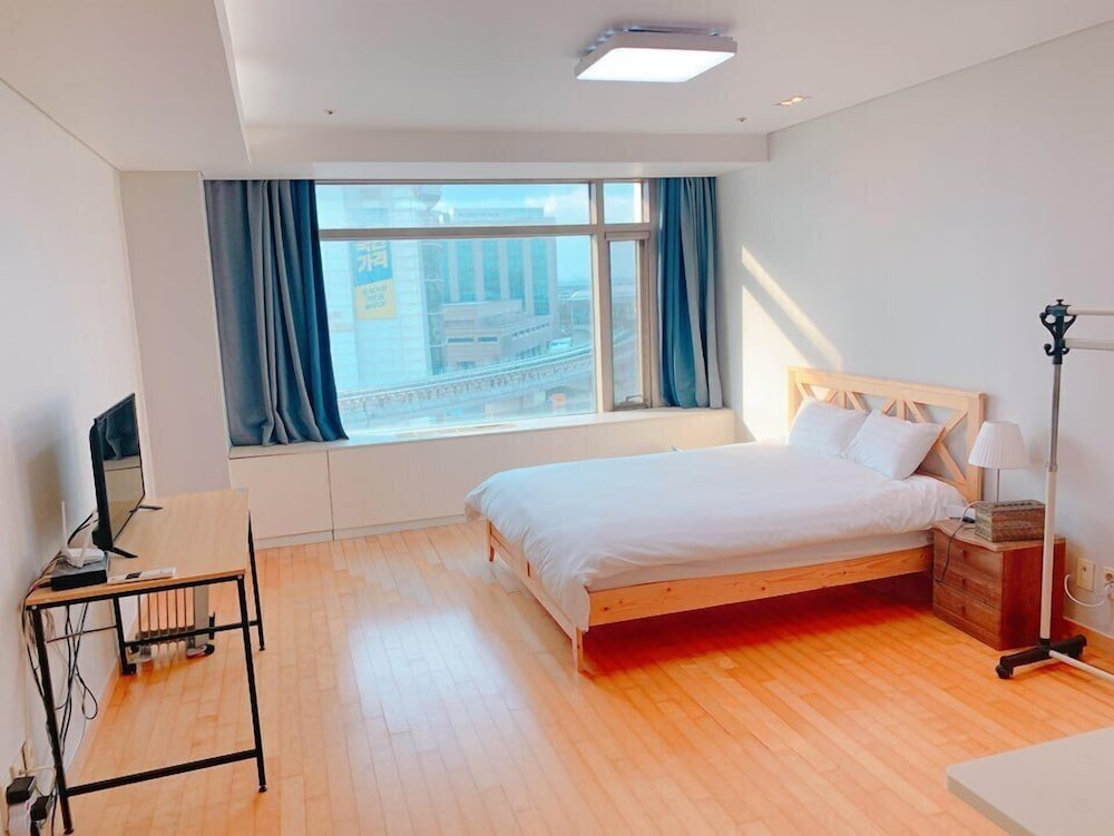 Double Room (1Queen 150*200cm) photo 2