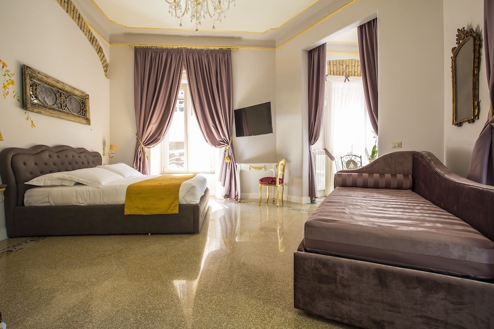 Exclusive Suite, City View photo 3