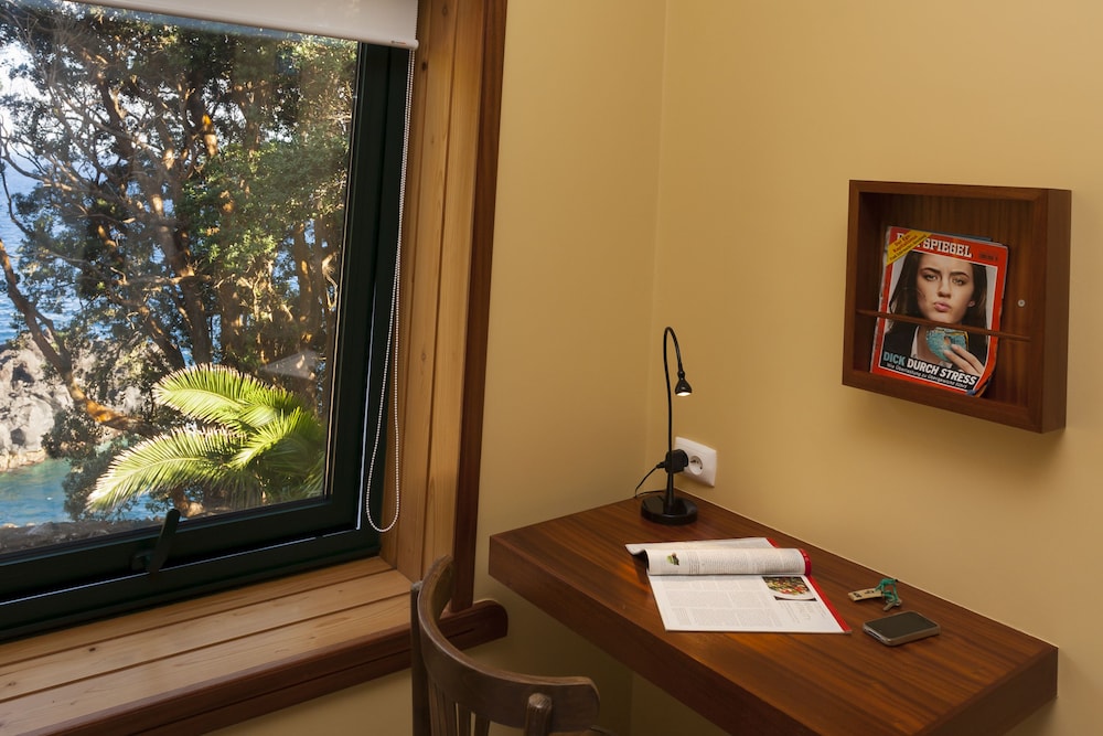 Suite - Photo 6