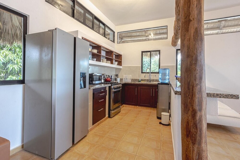 Studio Apartment photo 2