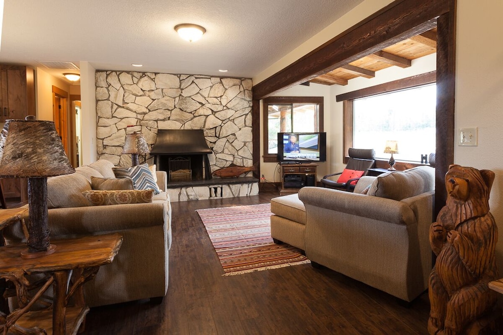House, 4 Bedrooms
