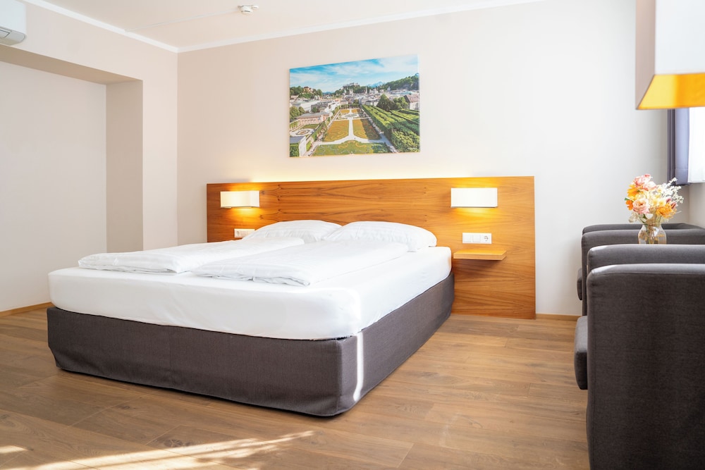 Comfort Double Room, 1 Queen Bed photo 1