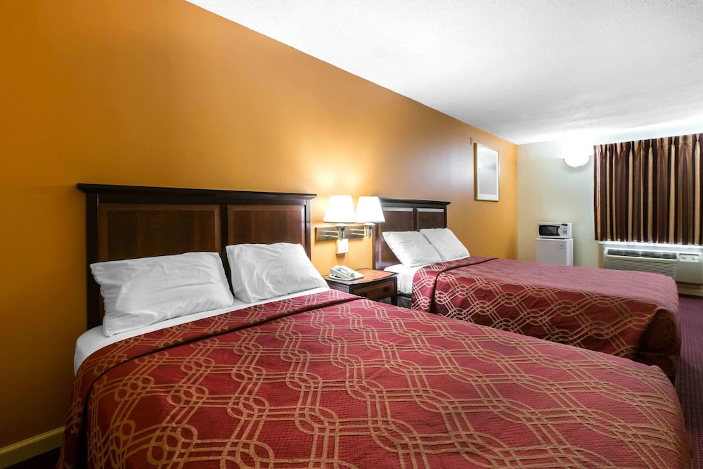 Double Room, 2 Double Beds, Smoking photo 1