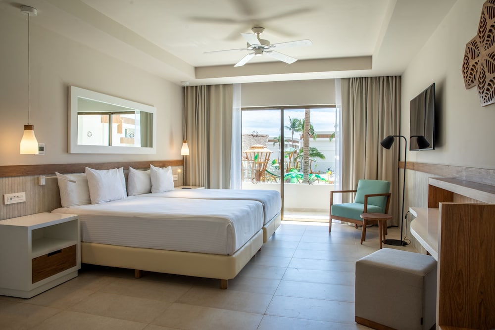 2 Bedroom Suite