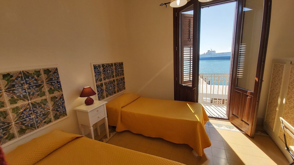 Suite (4 pax) photo 1