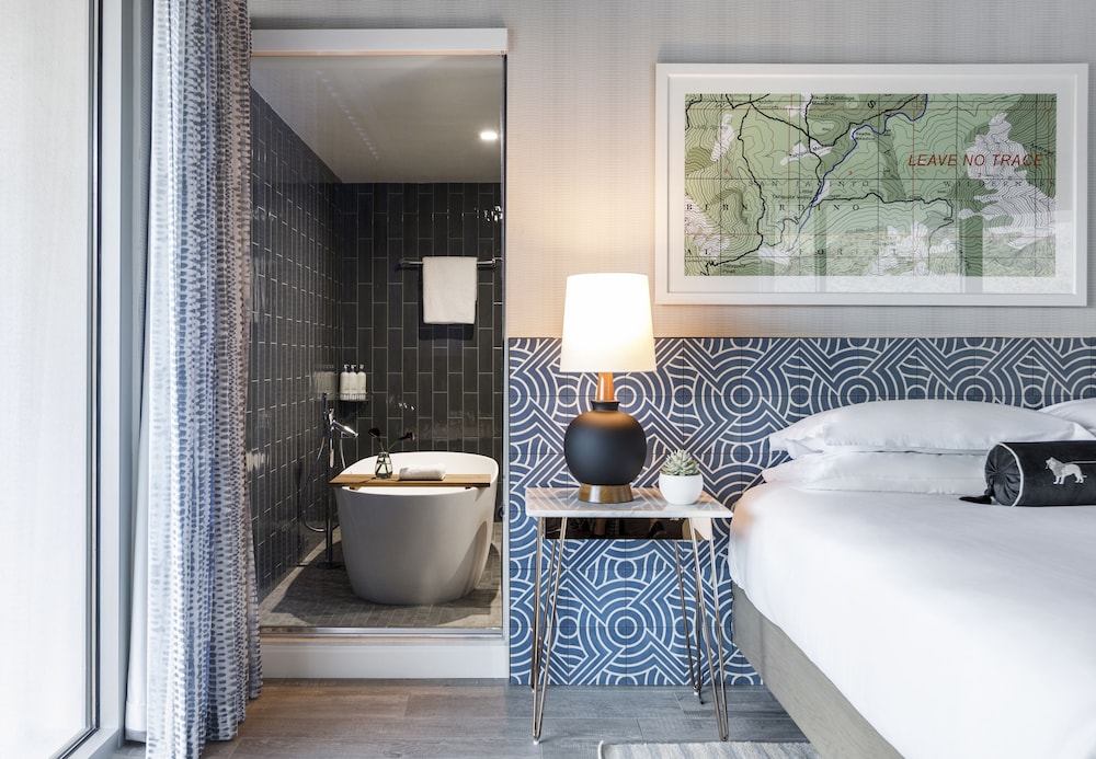 Premium Room, 1 King Bed (Spa)