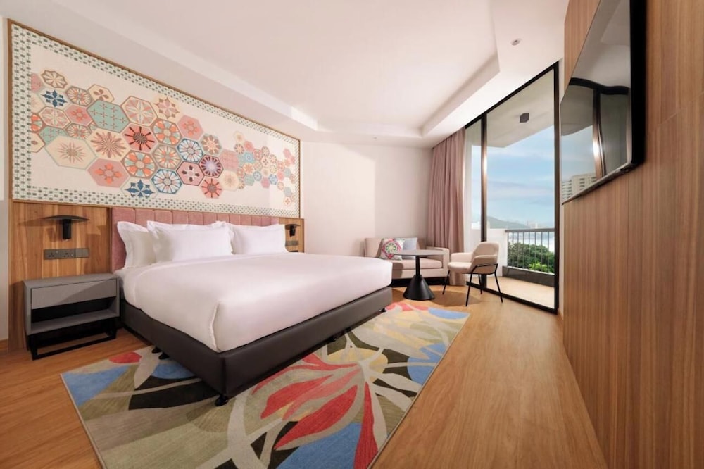 Room, 1 King Bed (Social Cosy)